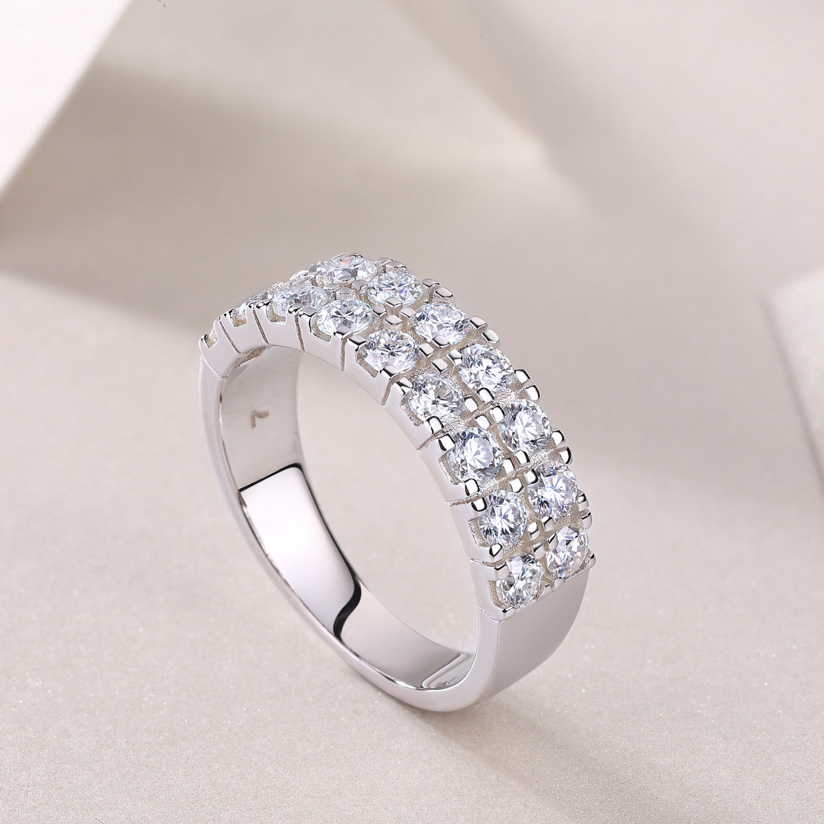 Moissanite S925 pure silver light luxury internet celebrity ring, cross-border women's ring wholesale, multi-layer non-fading ring, niche design.