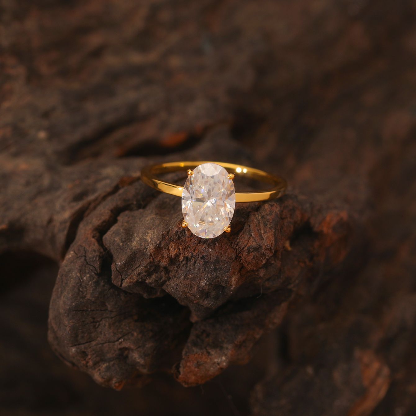 S925 silver oval moissanite ring, a hot-selling exquisite and unique design ring on Amazon.