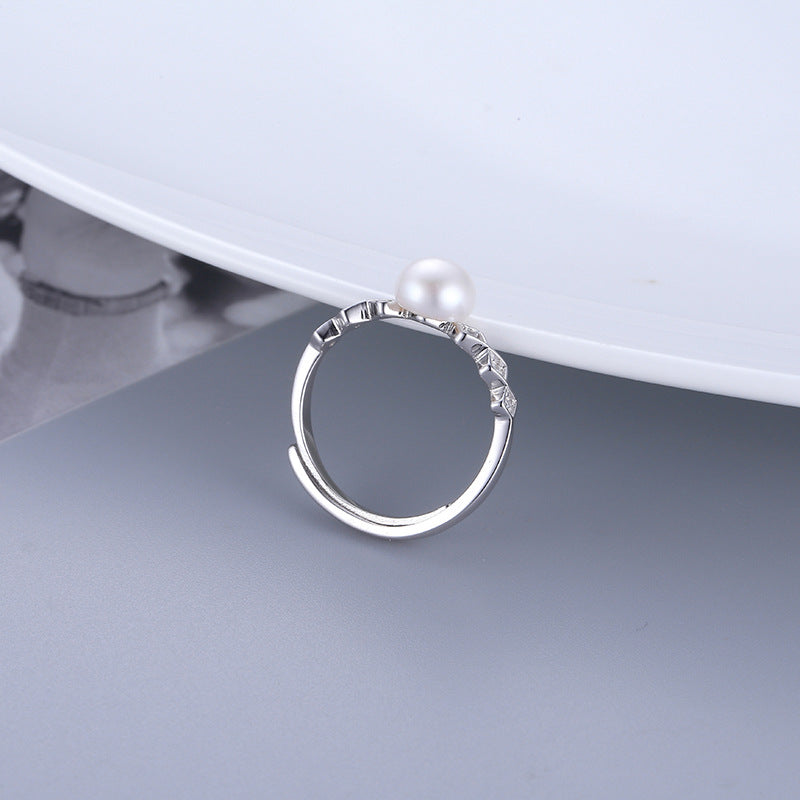 Original new style S925 silver ring for women, simple and luxurious diamond-shaped pearl finger ring DIY accessories.