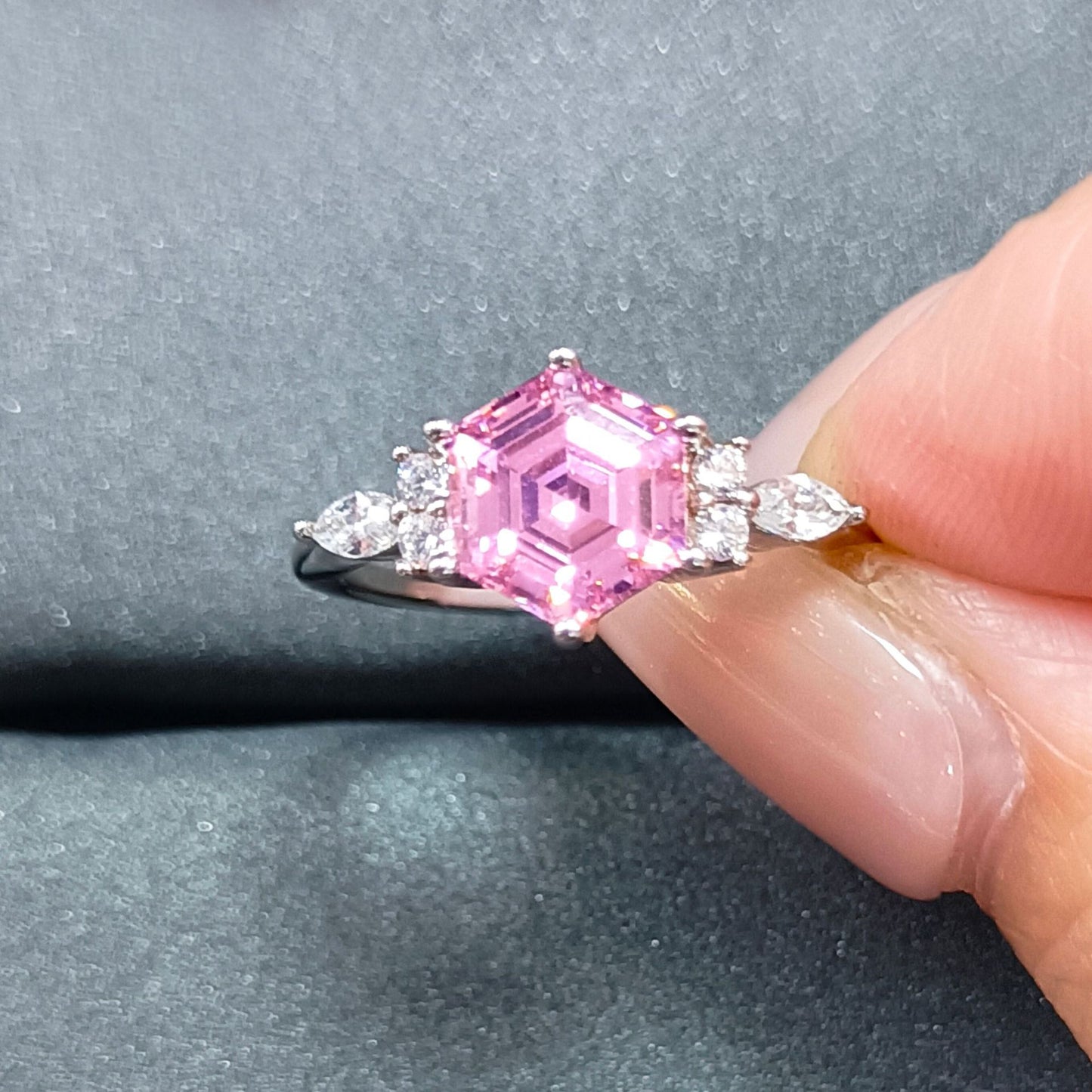S925 Sterling Silver Women's Ring, Pure Silver, 7*7 Hexagonal Flame Colorful Gem Ruby Ring, High-End High Carbon Diamond Ring